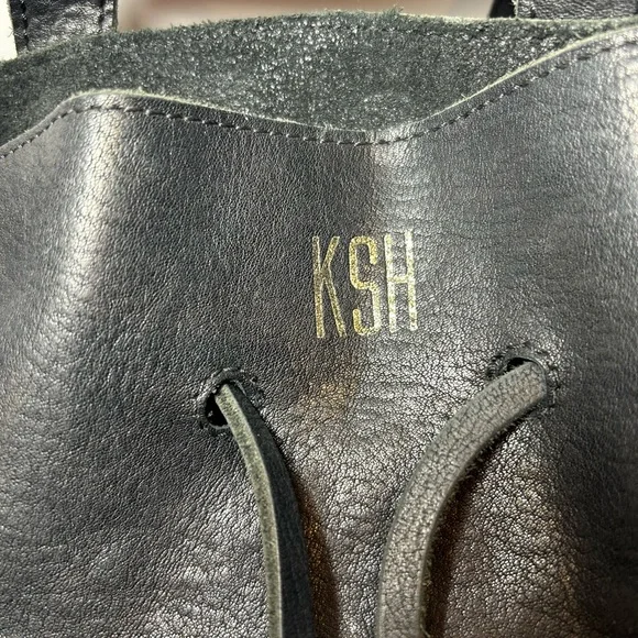 Madewell black leather backpack - Picture 5 of 14